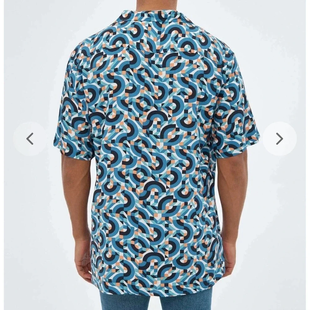 INSIDE. Men's Short Sleeve Button Down‎ Shirt. Stylish & Modern. Colorful…